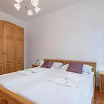 Mima * Poreč