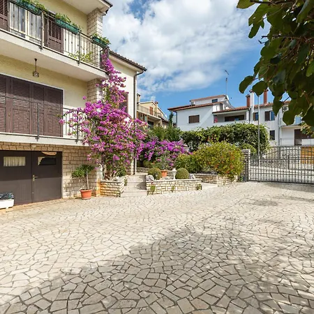 Mima Apartment Porec